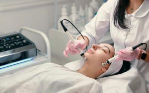 Cuánto cuesta la carrera de Cosmetología en México